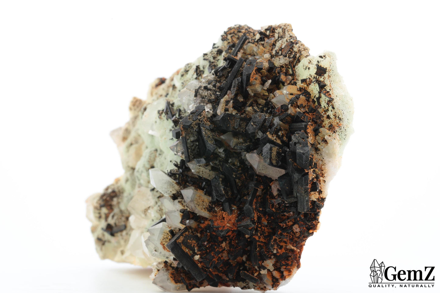 Imposante babingtonite sur phrénite et quartz – 417g