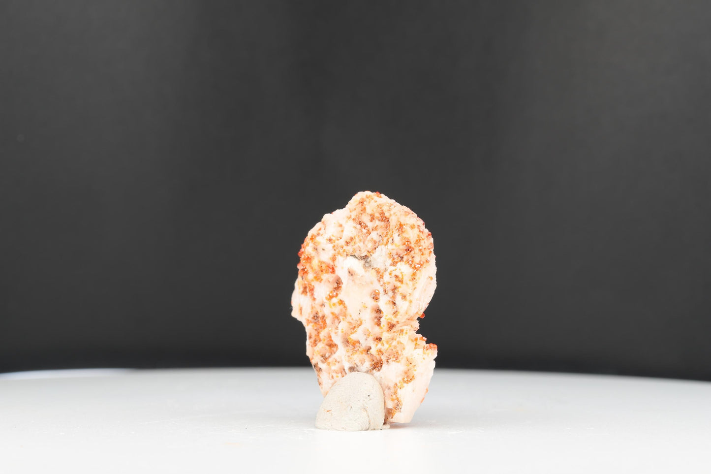 Vanadinite Sur Baryte – Mibladen, Maroc