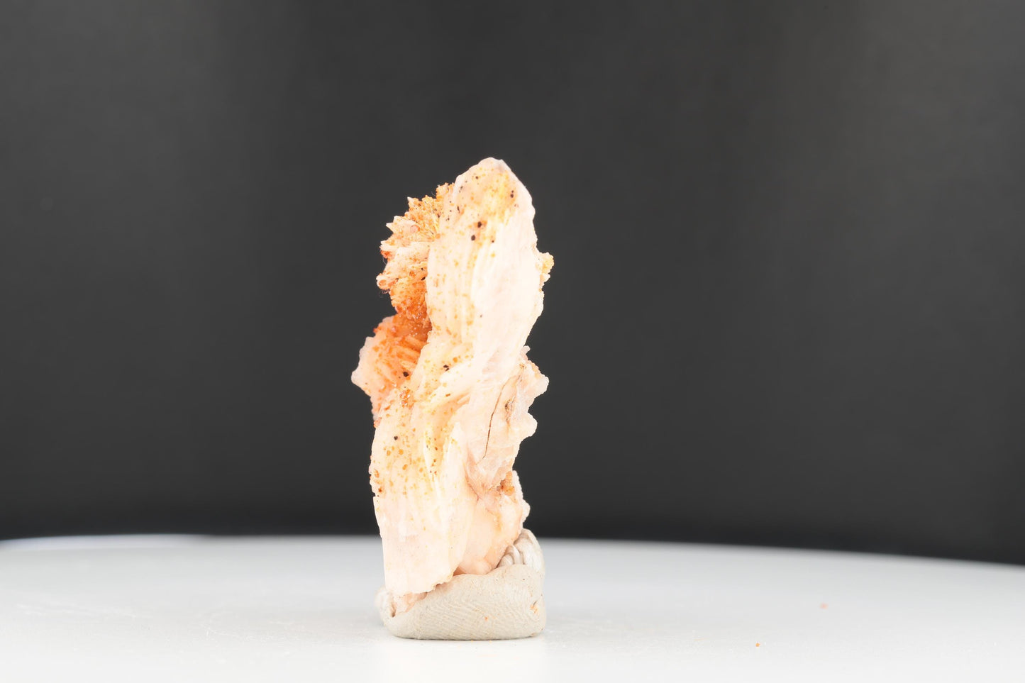 Vanadinite Sur Baryte – Mibladen, Maroc