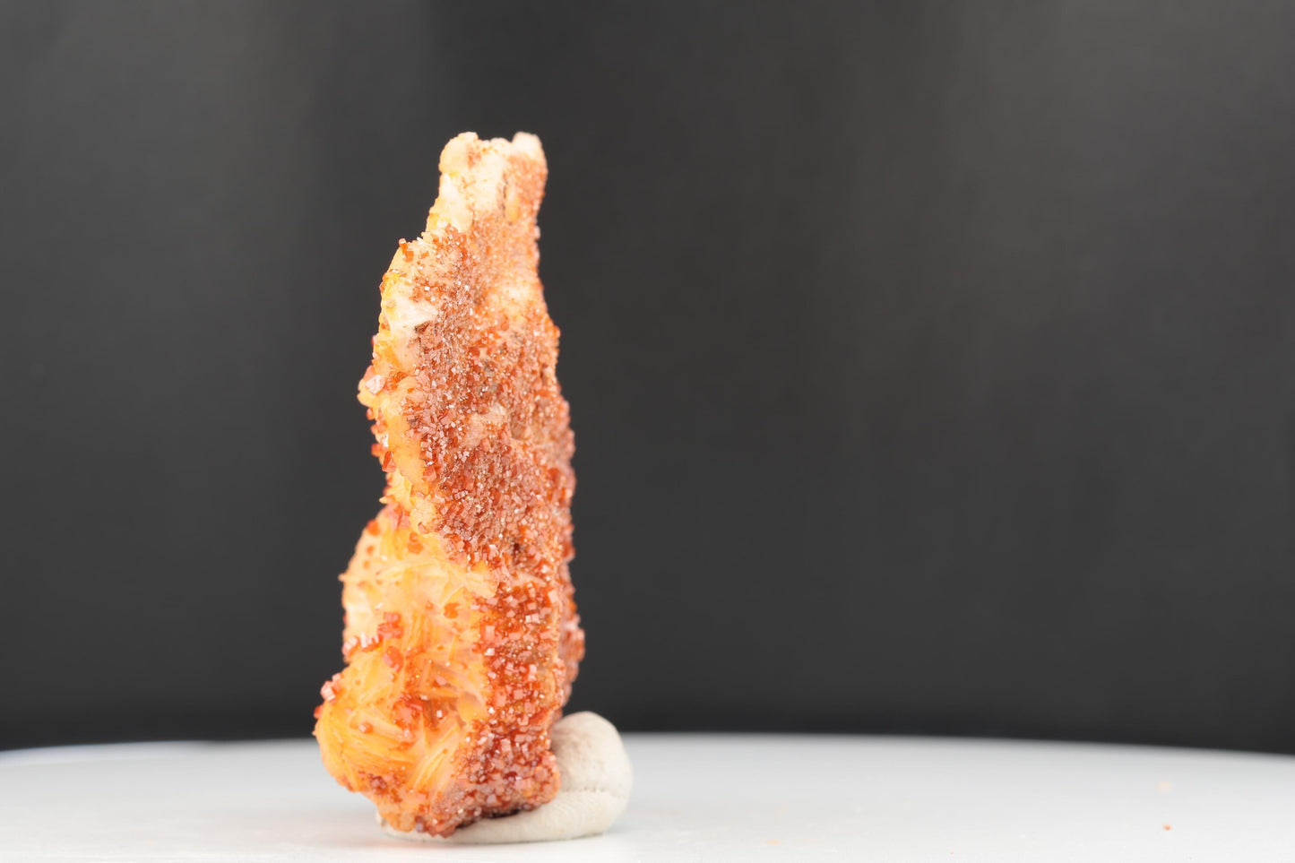 Vanadinite Sur Baryte – Mibladen, Maroc