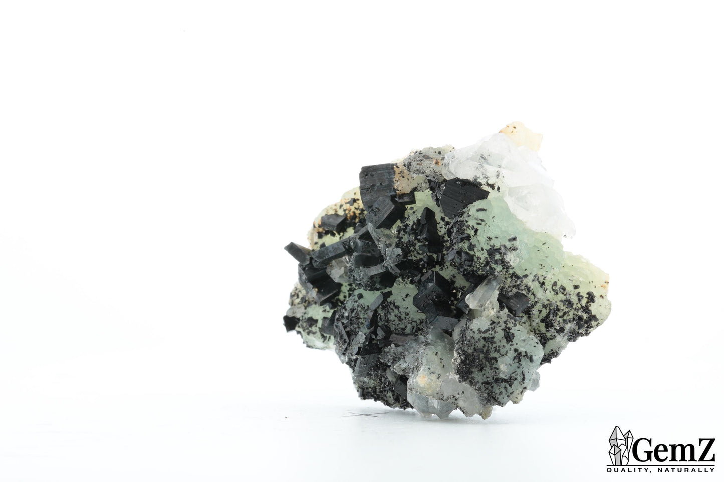 Babingtonite et phrénite sur cristal – Pièce élégante de 42g