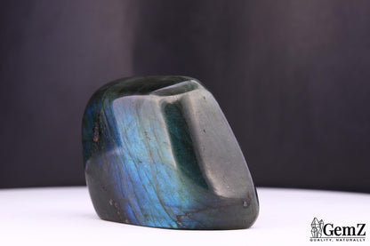 Labradorite 88g, Reflets Bleus Hypnotiques