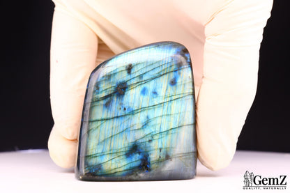 Labradorite 109g, Reflets Envoûtants Bleus et Dorés