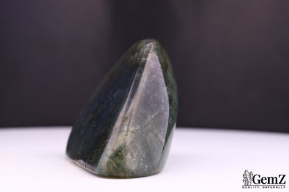 Labradorite 76g, Reflets Arc-en-Ciel Éblouissants