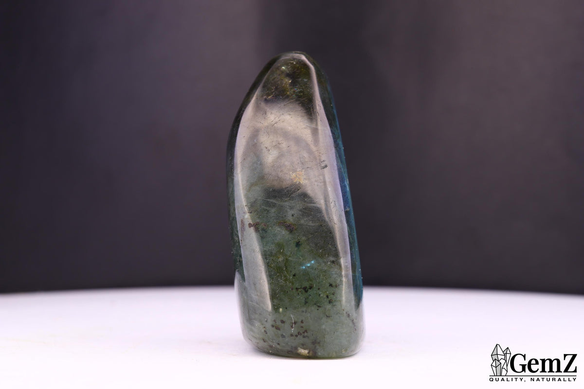 Labradorite polie, reflets bleu-vert – Madagascar – 62 g
