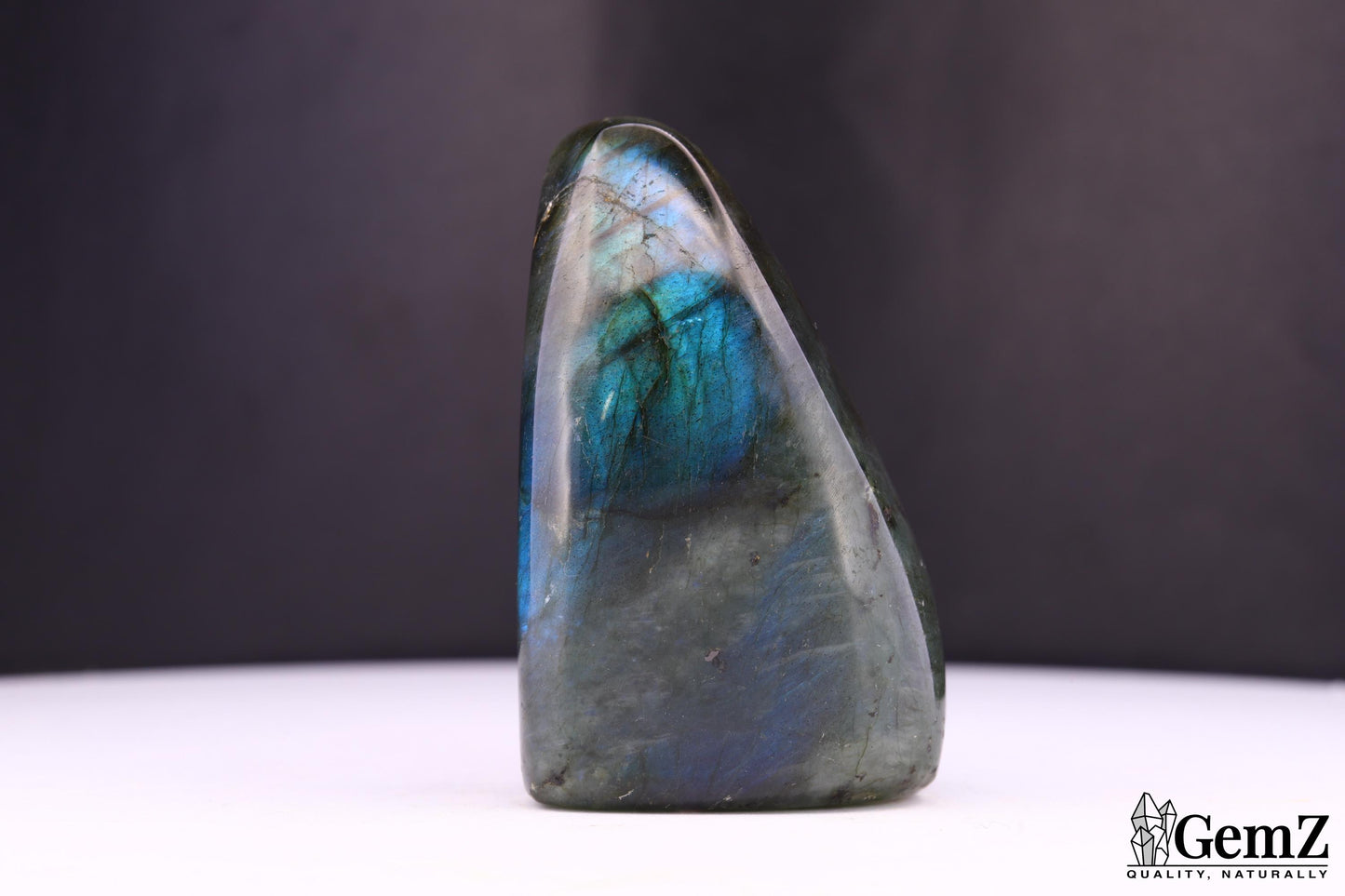 Labradorite 62g, Reflets Bleu-Vert Subtils