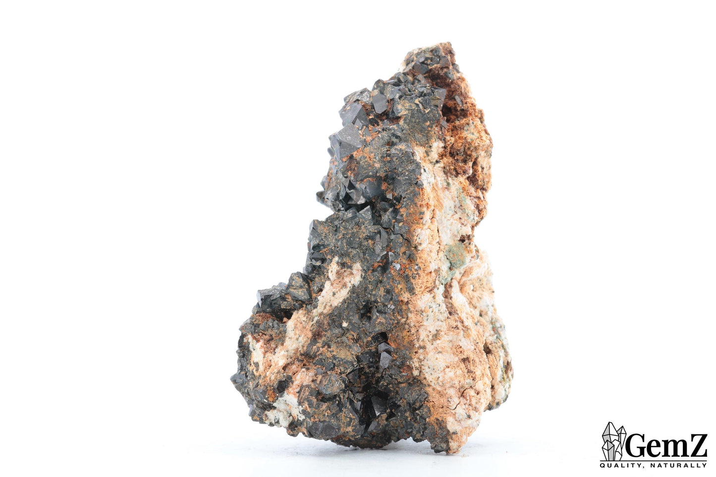 Magnétite cristallisée sur orthose, 64g, Maroc