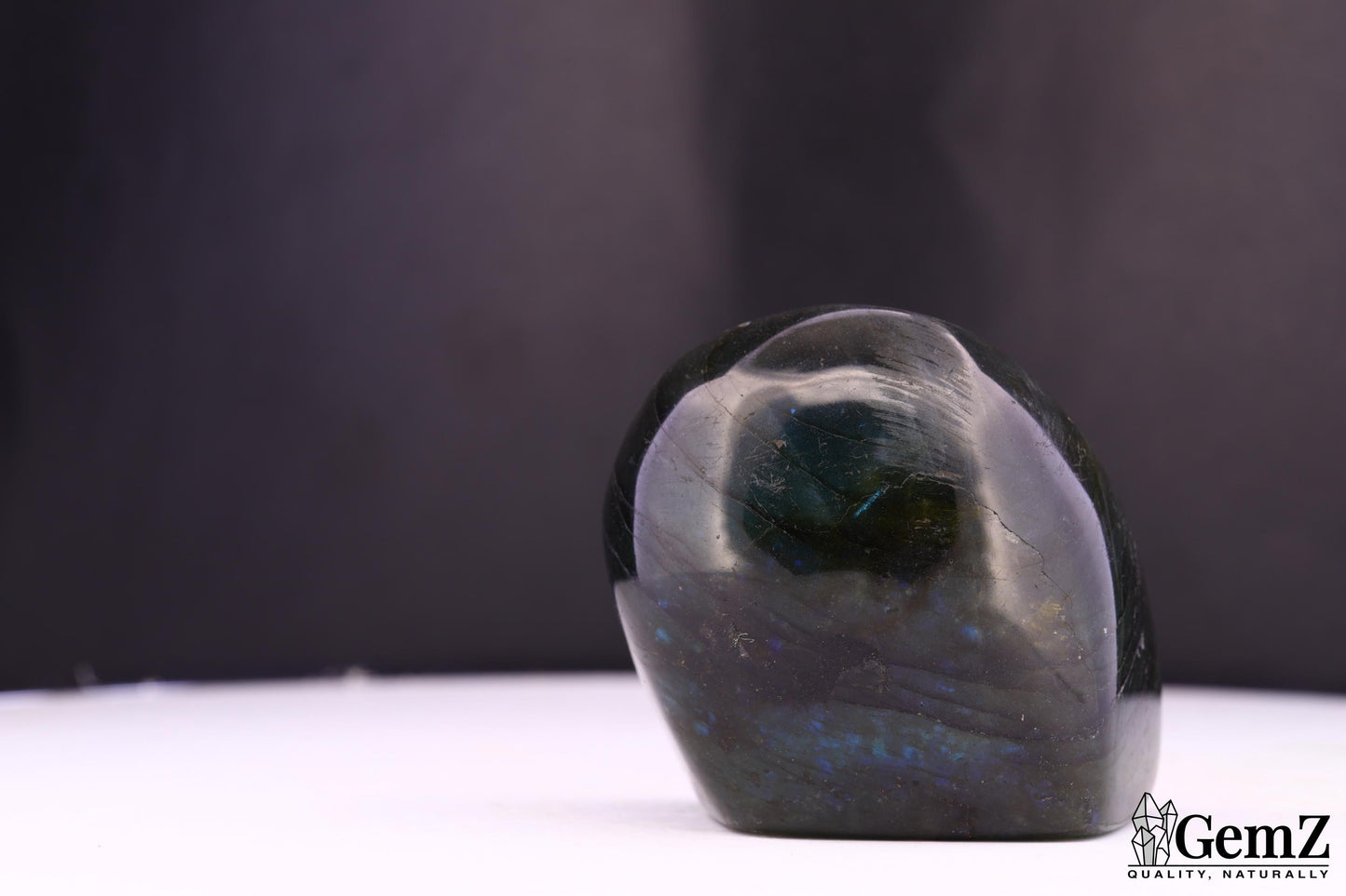 Labradorite 71g, Reflets Dorés et Bleus Subtils