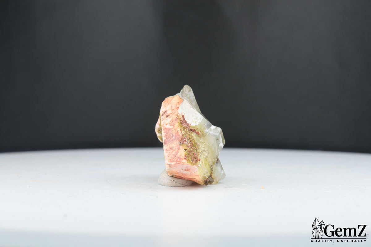 Quartz maclé et épidote sur baryte – Bou Azzer, Maroc – 16 g