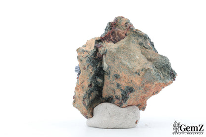 Vésuvianite sur matrice, 95g, Bellecombe, Italie