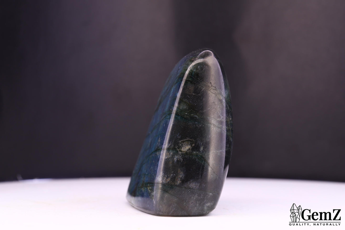 Labradorite 109g, Reflets Envoûtants Bleus et Dorés