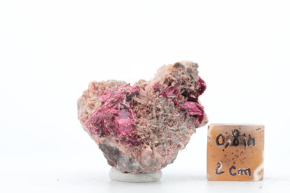 Érythrite sur matrice de quartz – Bou Azzer, Maroc – 73g