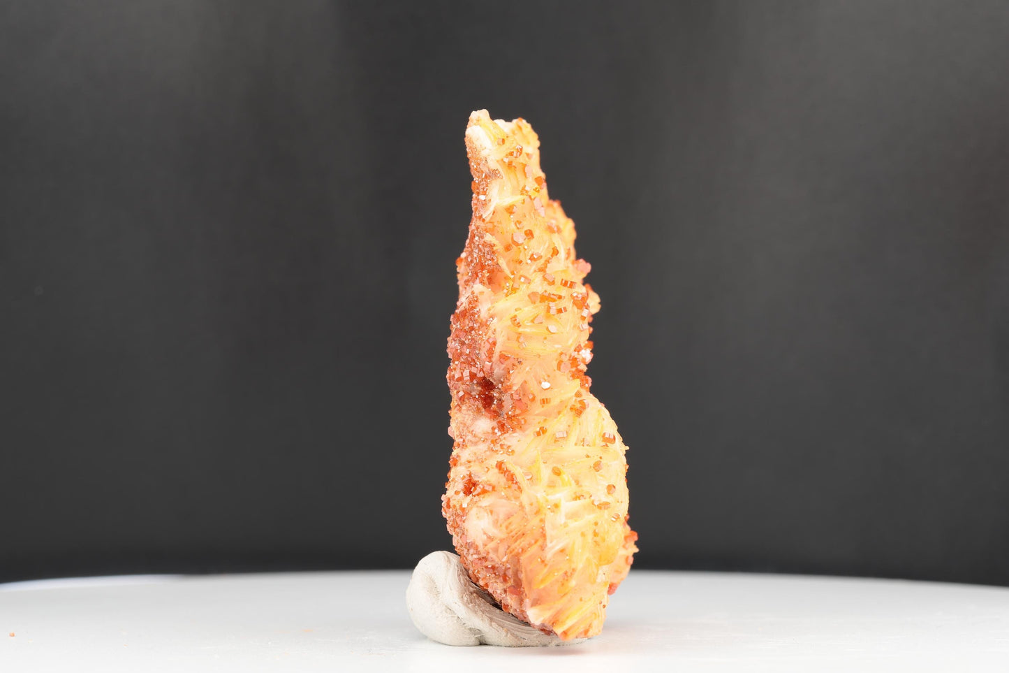 Vanadinite Sur Baryte – Mibladen, Maroc