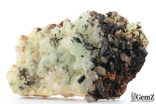 Imposante babingtonite sur phrénite et quartz – 417g