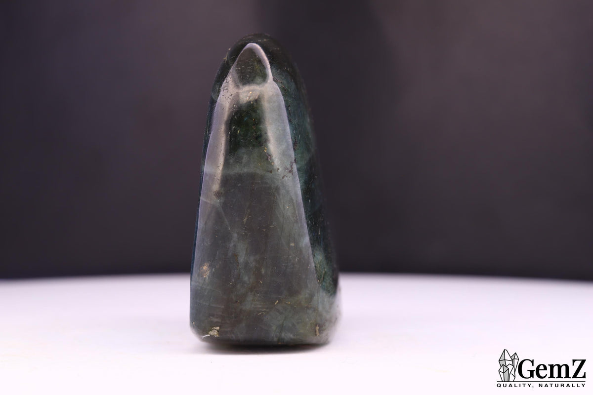 Labradorite polie, reflets or et bleu – Madagascar – 93 g