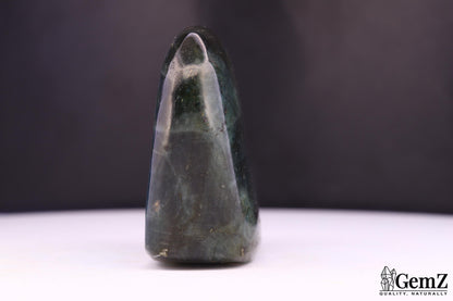Labradorite polie, reflets or et bleu – Madagascar – 93 g