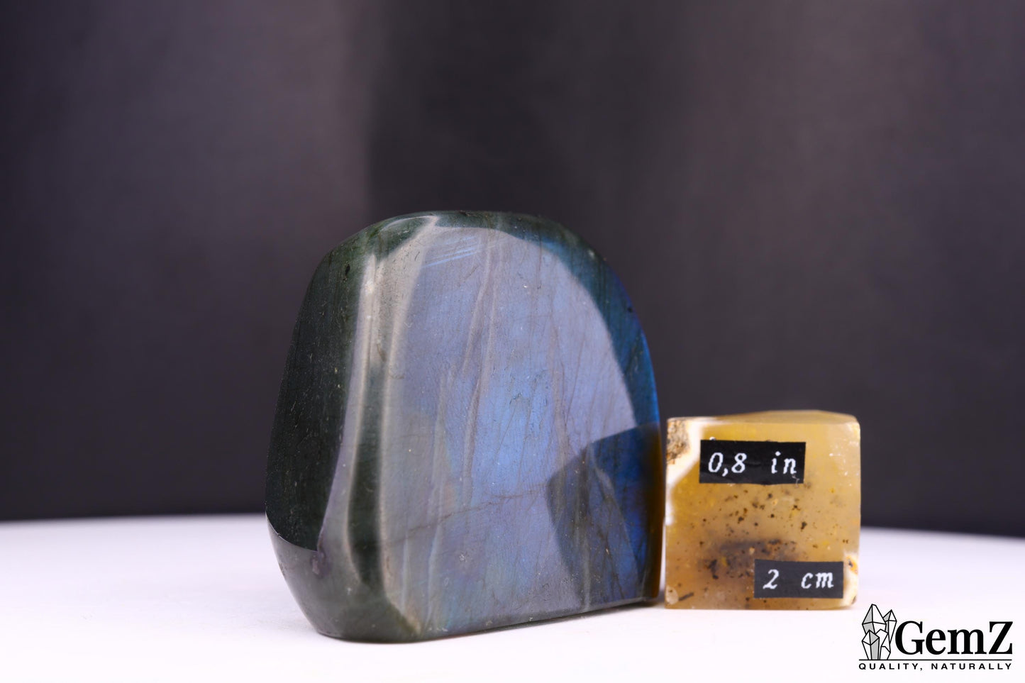 Labradorite 88g, Reflets Bleus Hypnotiques