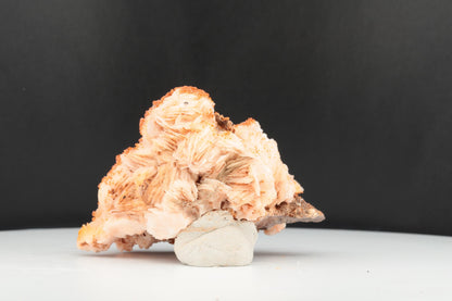 Vanadinite Sur Baryte – Mibladen, Maroc