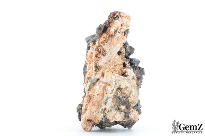 Magnétite cristallisée sur orthose, 64g, Maroc