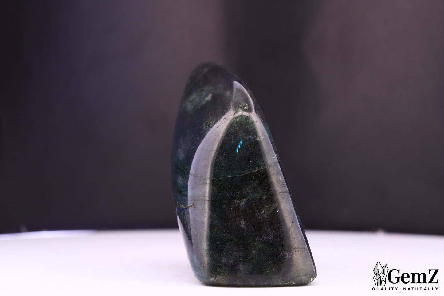 Labradorite 109g, Reflets Envoûtants Bleus et Dorés