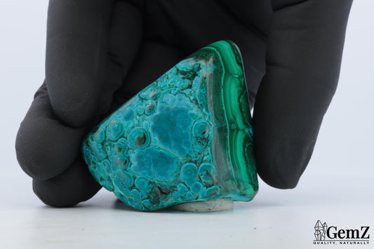 Chrysocolle-Malachite 95g, Éclat Vibrant et Motifs Organiques