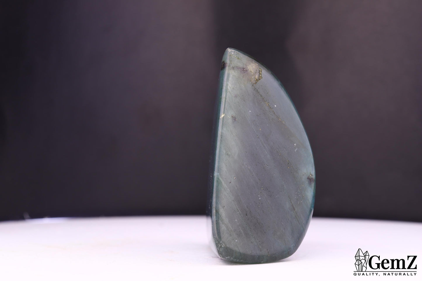 Labradorite 79g, Reflets Bleutés et Forme Unique