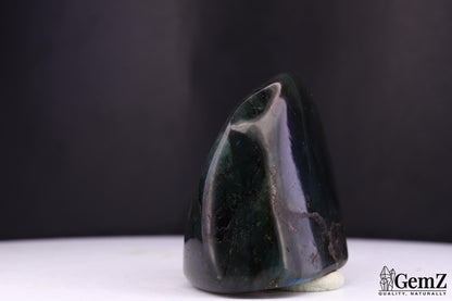 Labradorite polie, reflets bleu-vert – Madagascar – 111 g