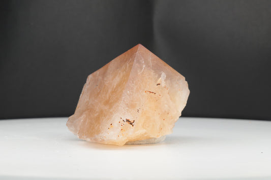 Fluorite Beige Rosé Élégante – Mine Lady Annabella, Angleterre