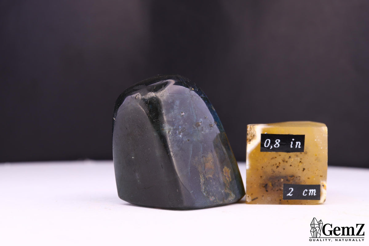 Labradorite polie, reflets bleus – Madagascar – 38 g