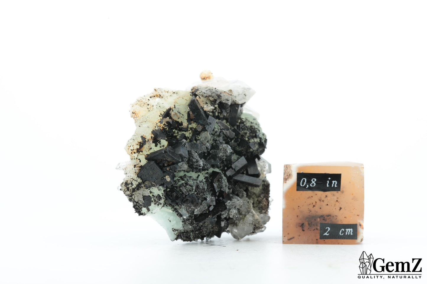 Babingtonite et phrénite sur cristal – Pièce élégante de 42g