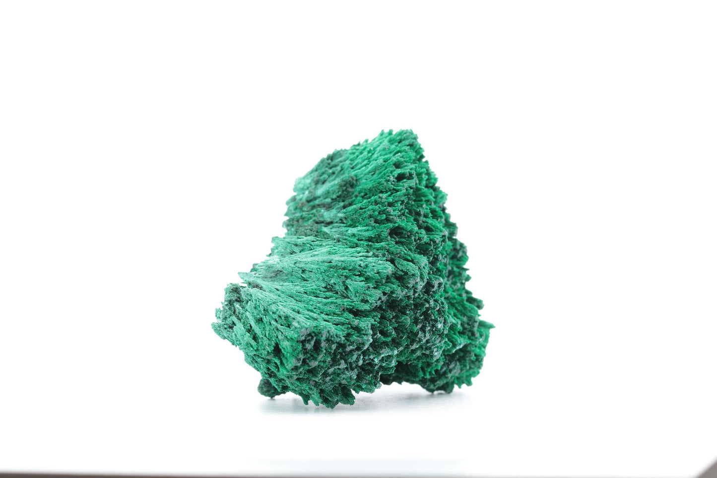 Malachite Fibreuse du Congo – Spécimen Naturel Exceptionnel de 140g