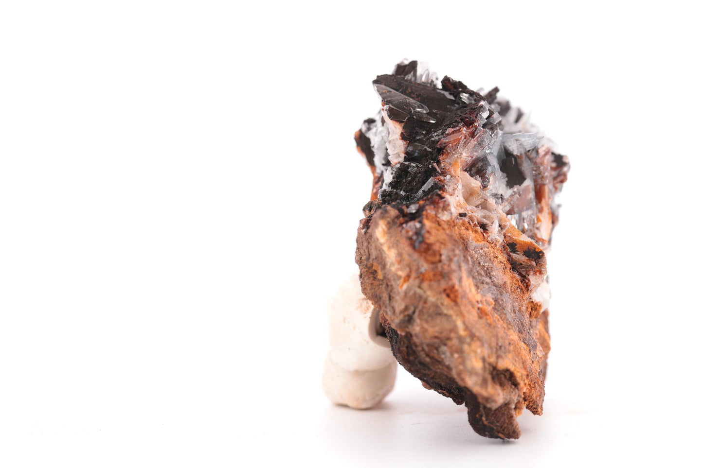 Baryte bleue sur Goéthite – Mine de Sidi Lhcen, Nador, Maroc, 121 g
